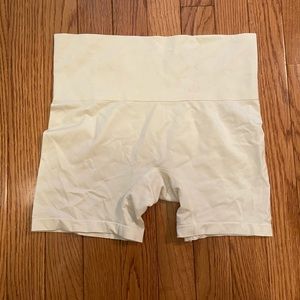 Jockey shapewear shorts